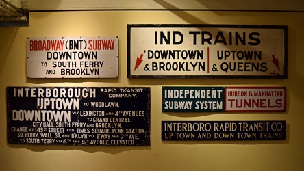 Vintage New York Subway signage [01]