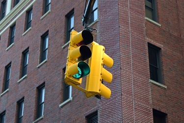 Traffic signal at Willoughby and Bridge Streets