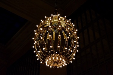 Chandelier at Grand Central Terminal [09]