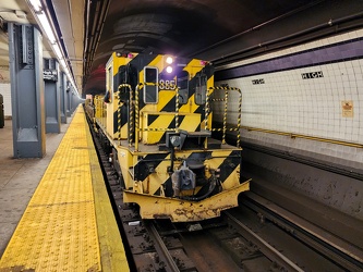 Work vehicles at High Street-Brooklyn Bridge station [02]