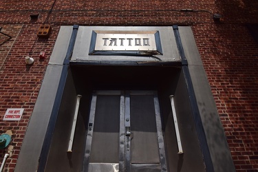 Entrance to the Ink Master studio [02]