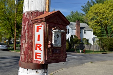 Gamewell fire alarm box in Ridgewood, New Jersey [04]