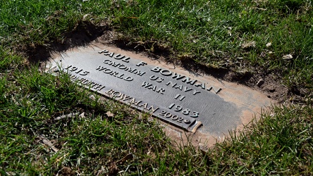 Grave marker for Paul and Edith Bowman [03]