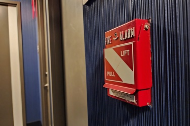 Fire alarm pull station at the Aloft New York Brooklyn [02]