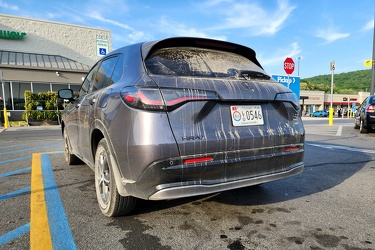 Honda HR-V at Waynesboro, Pennsylvania Walmart [01]