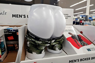 Mannequin butt