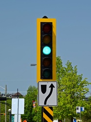 Traffic signal at Boulevard de la Cité and Boulevard de la Gappe [07]