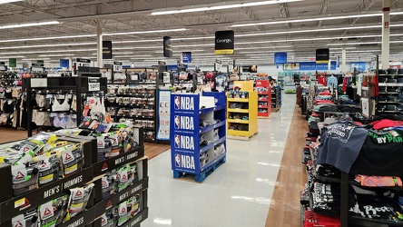 Walmart Supercenter on Boulevard Maloney in Gatineau, Quebec [04]