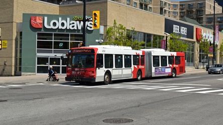 OC Transpo bus 6702 on Rideau Street [01]