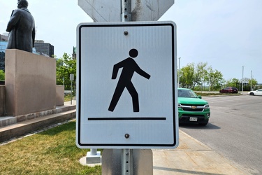 Pedestrian crossing sign on Parliament Hill