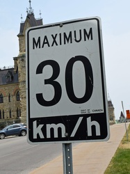 Speed limit sign on Parliament Hill