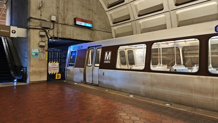 Car 6165 at Stadium-Armory