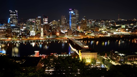 View of Pittsburgh from Grandview Overlook [07]