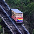 Funicular railcars