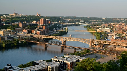 View of Pittsburgh from Grandview Overlook [13]