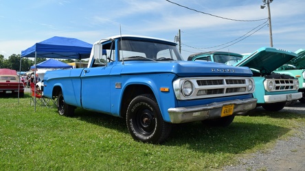 1971 Dodge D-100 pickup truck at Chrysler Nationals