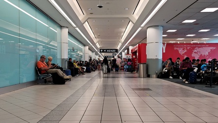 Terminal A concourse at Toronto Pearson International Airport [02]