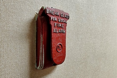 Fire alarm pull station at 4405 East-West Highway [02]