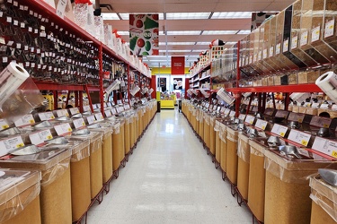 Aisle at Bulk Barn in Windsor, Ontario [01]