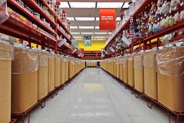 Aisle at Bulk Barn in Windsor, Ontario [01]