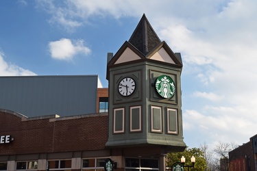 Starbucks on North Lincoln Avenue [04]