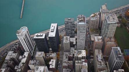 View from observation deck at 875 North Michigan Avenue [07]