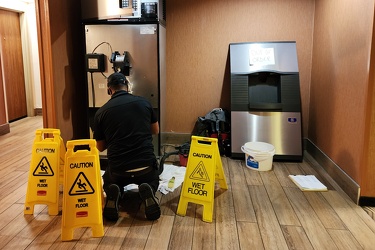 Servicing an ice machine