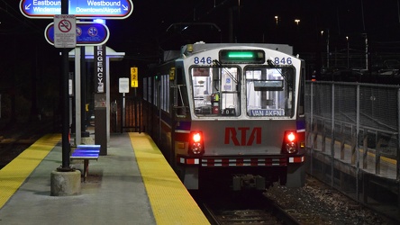 Green Line train at East 55th Street station