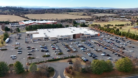 Walmart in Warrenton, Virginia [01]