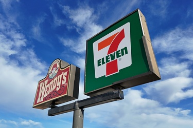 Sign for Wendy's and 7-Eleven in Verona, Virginia