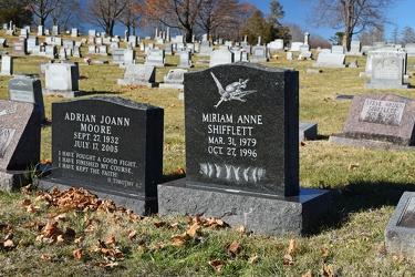 Grave marker for Miriam Shifflett [01]