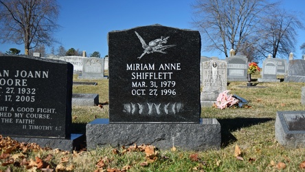 Grave marker for Miriam Shifflett [02]