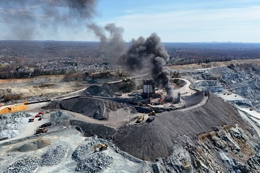 Fire at Aggregate Industries quarry [06]