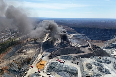 Fire at Aggregate Industries quarry [08]