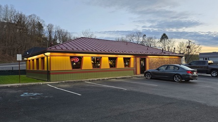 Former Pizza Hut in Covington, Virginia