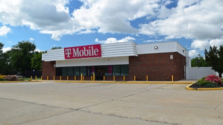 T-Mobile in a former Sheetz [02]