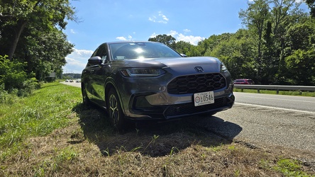 HR-V on the side of US 50