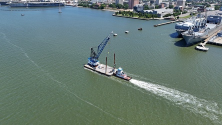 Barge traveling up the James River [01]