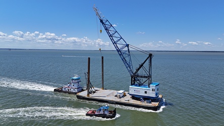 Barge traveling up the James River [04]