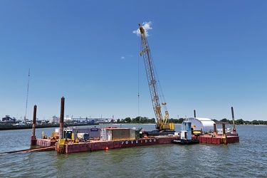 Poseidon sectional barge in Newport News [03]