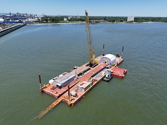 Poseidon sectional barge in Newport News [04]