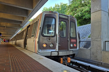 Car 6082 at Huntington