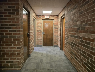 Corridor at 5000 Sunnyside Avenue [02]