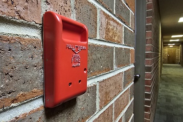 Fire alarm pull station at 5000 Sunnyside Avenue [03]