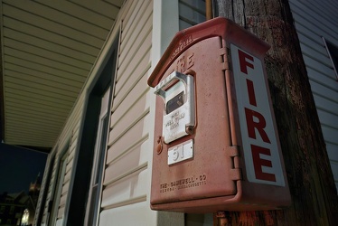 Gamewell fire alarm telegraph box at East Walnut and South Railroad Streets [02]