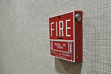 Fire alarm pull station at Hampton Inn in North Charleston, South Carolina [01]