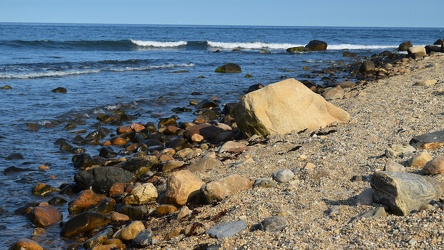 Shoreline at Montauk Point beach [01]