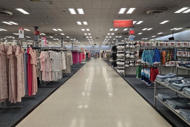 Kmart in Bridgehampton, New York [28]