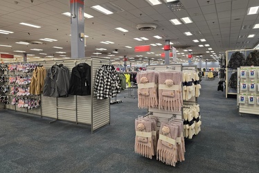 Kmart in Bridgehampton, New York [33]